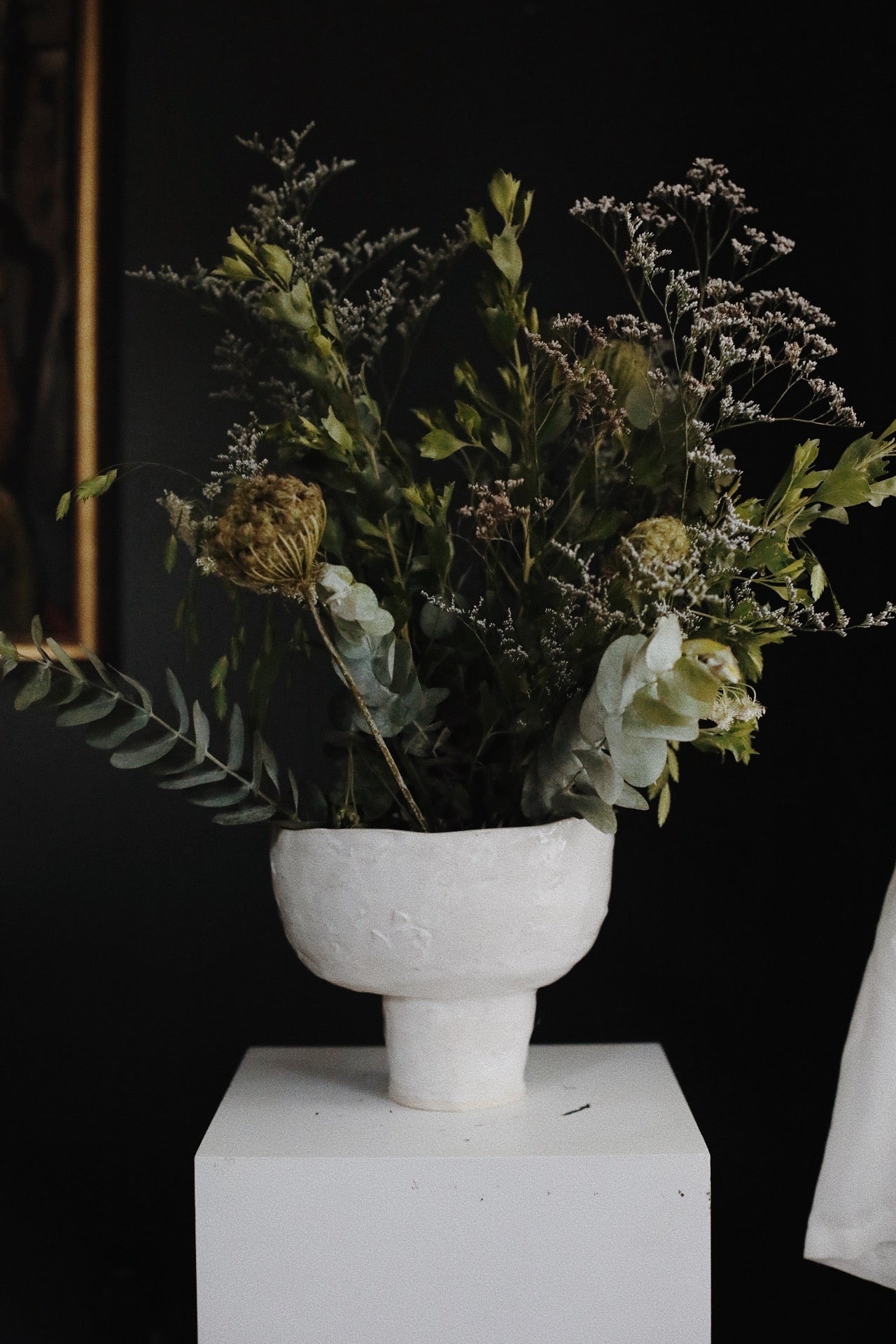 Pedestal Bowl in White